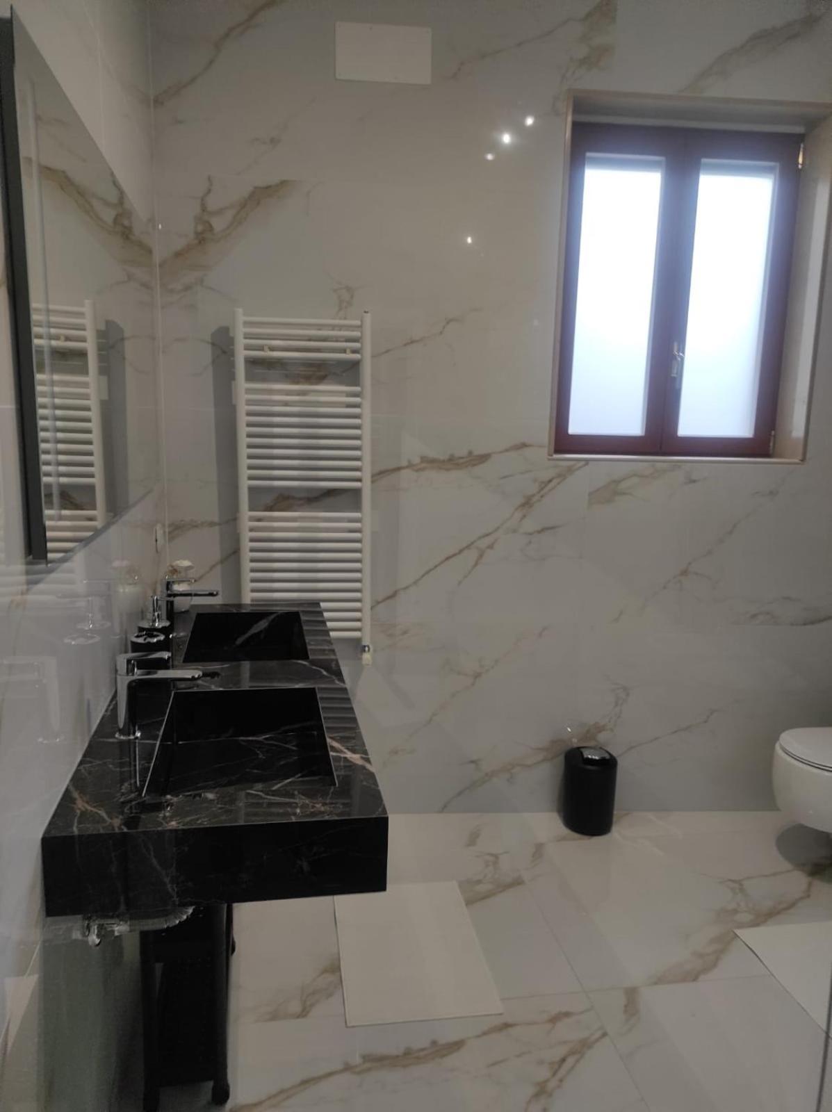 Palazzo In Corte - Nel Cuore Di Appartement Bari